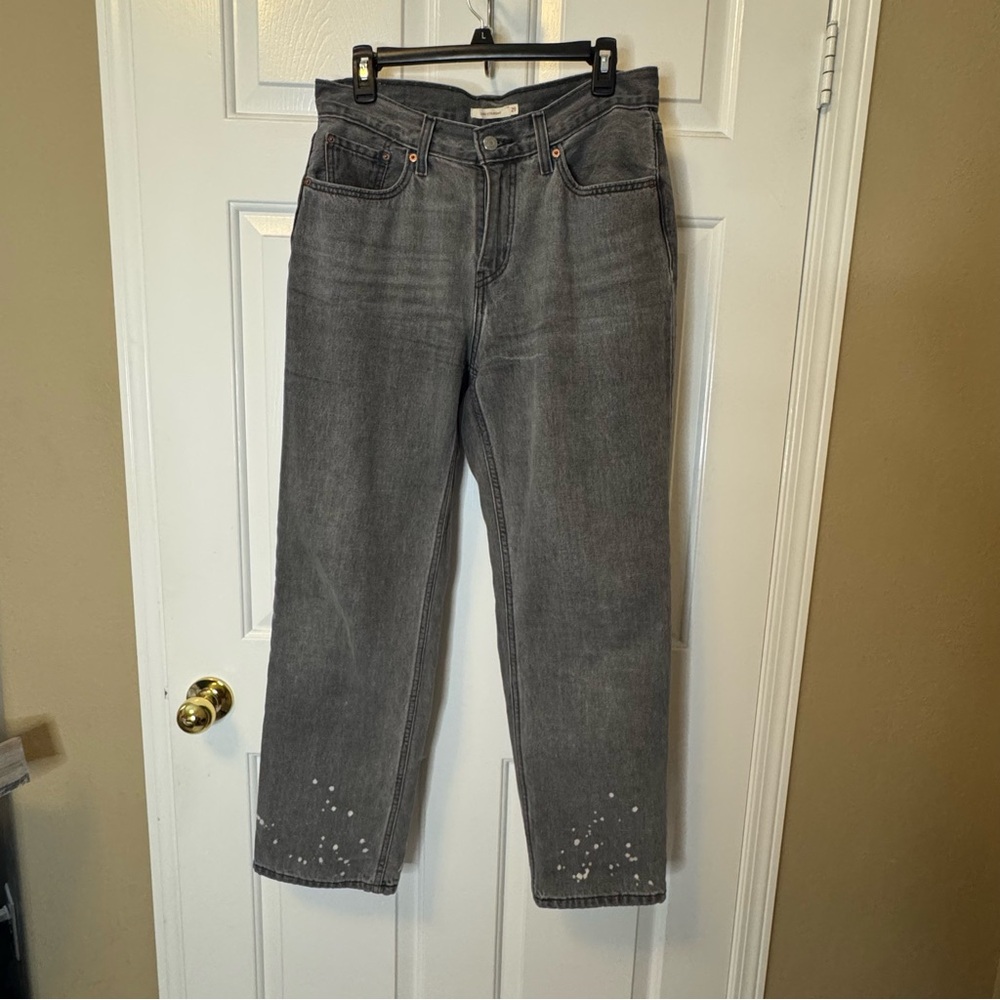 Levi's Low Pro Gray Ankle Cropped Jeans with Distressed Details Size 29